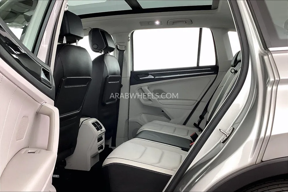 Volkswagen Tiguan 2020 for Sale in Sharjah Image-20
