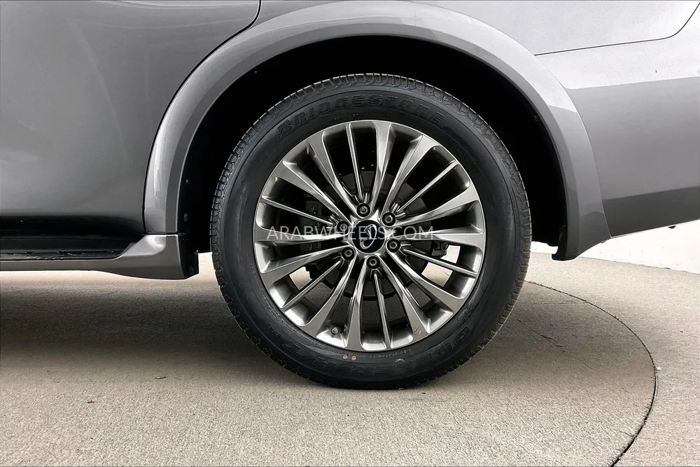 Infiniti QX80 2020 for Sale in Sharjah Image-10