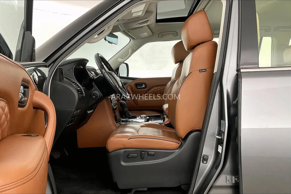 Infiniti QX80 2020 for Sale in Sharjah Image-24