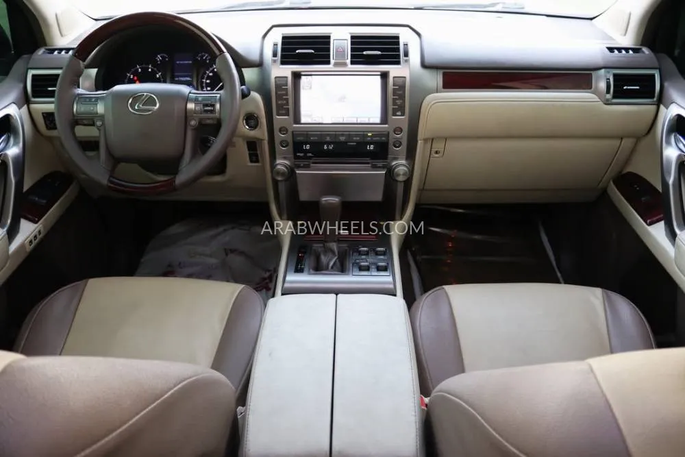 Lexus GX 2013 for Sale in Sharjah Image-7