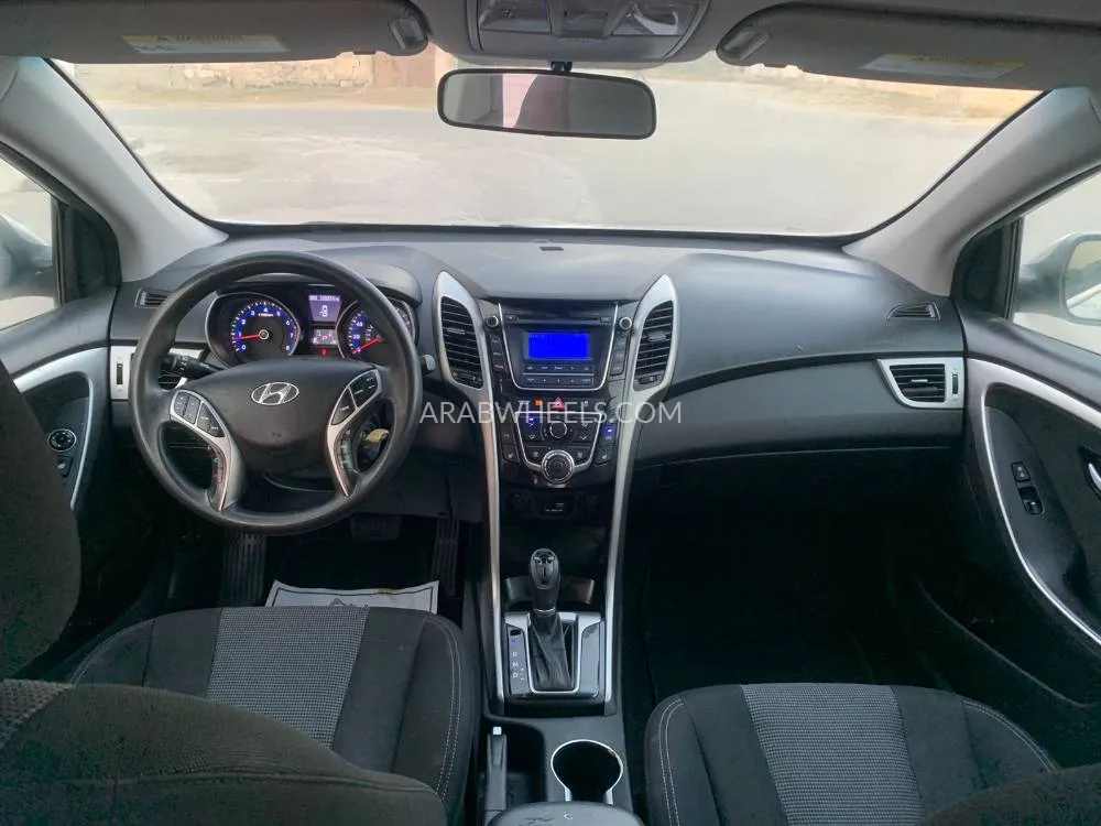 هيونداي إلنترا 2016 for Sale in رأس الخيمة Image-5