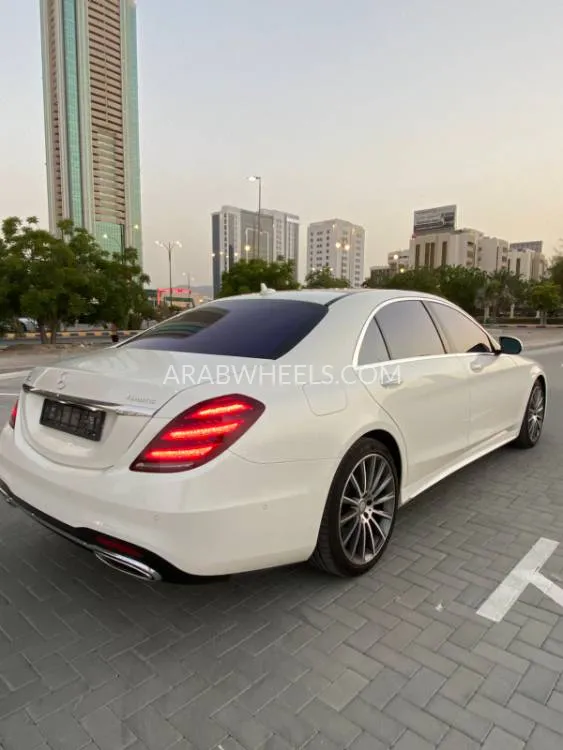 مرسيدس بنز كلاس S 2016 for Sale in الفجيرة Image-12