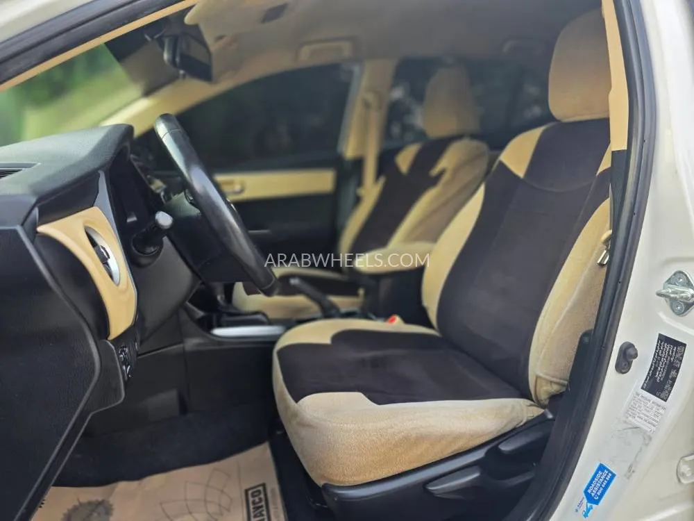 Toyota Corolla 2017 for Sale in Sharjah Image-9