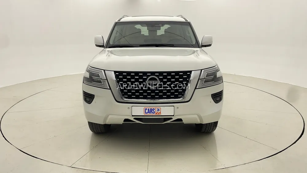 Nissan Patrol 2023 for Sale in Dubai Image-8