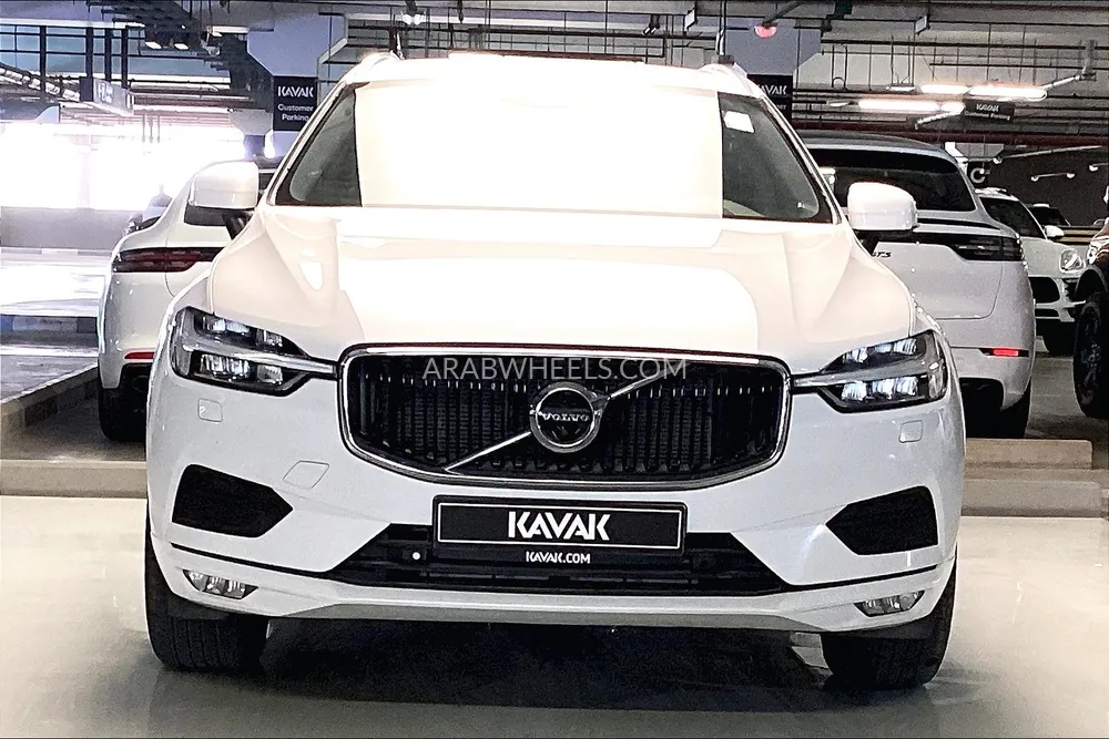Volvo XC60 2020 for Sale in Sharjah Image-2