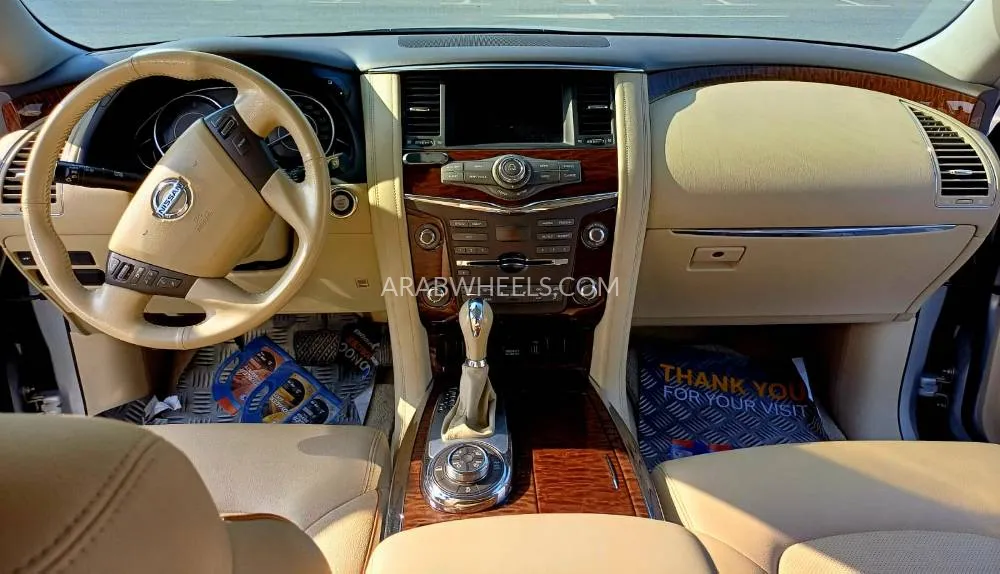 Nissan Patrol 2018 for Sale in Dubai Image-5