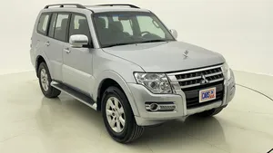 Mitsubishi Pajero 2017 for Sale