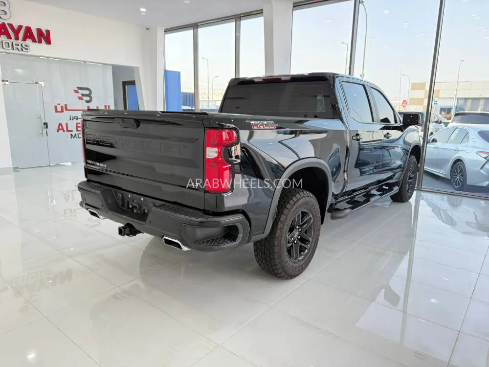 Chevrolet Silverado 2020 for Sale in Abu Dhabi Image-11
