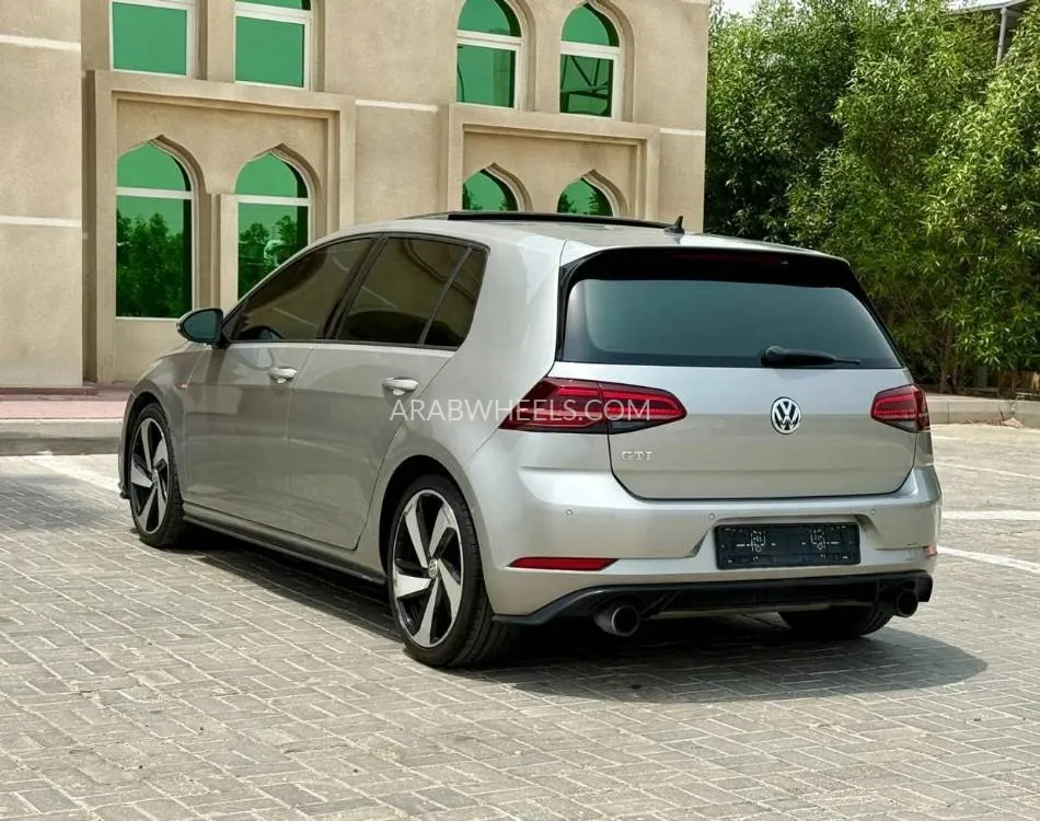 Volkswagen Golf GTI 2019 for Sale in Ajman Image-16