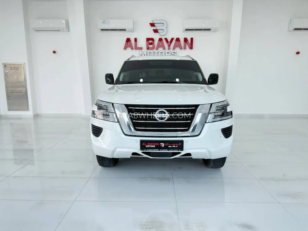Nissan Patrol 2020 for Sale in Abu Dhabi Image-2