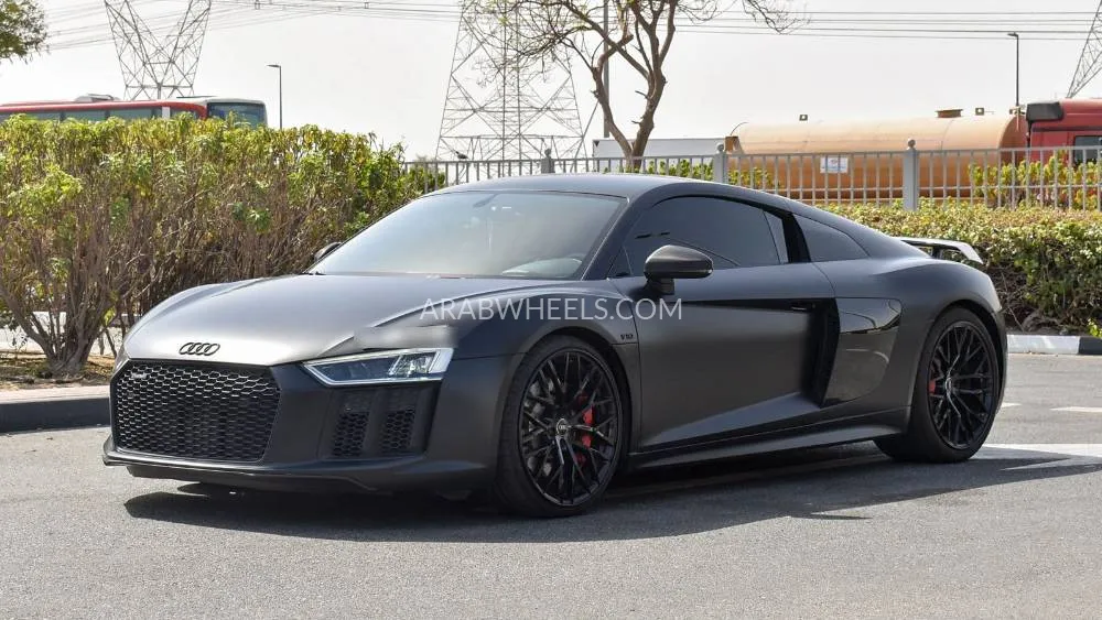 Audi R8 2018 for Sale in Dubai Image-3