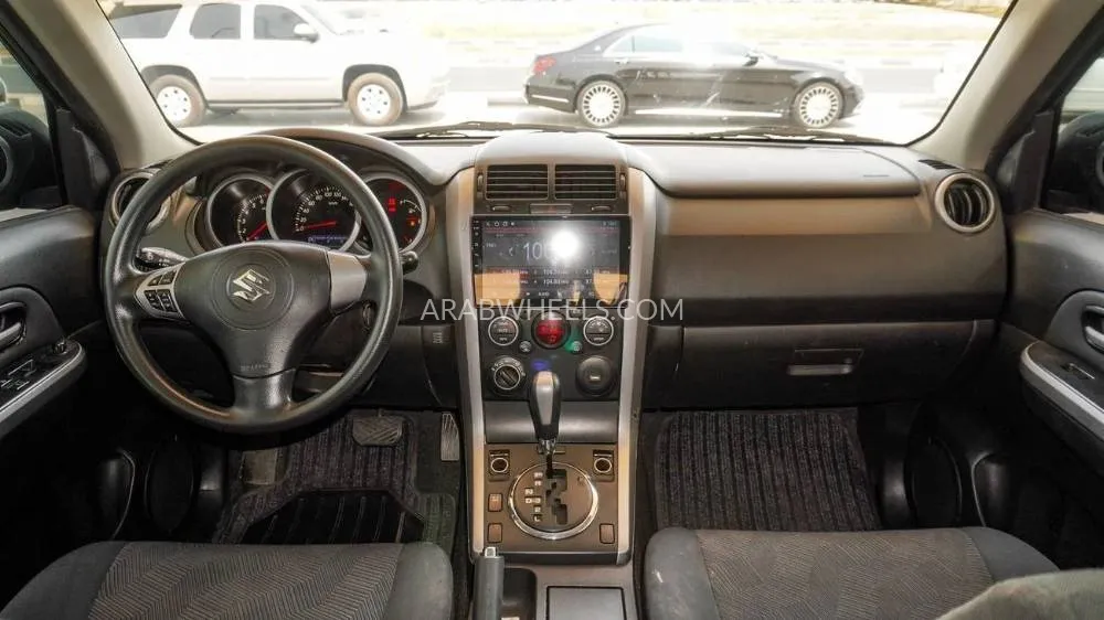 Suzuki Grand Vitara 2016 for Sale in Sharjah Image-9