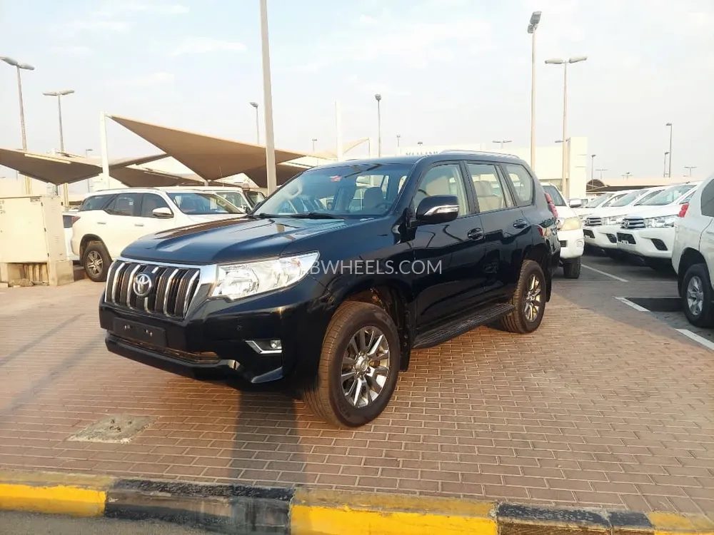Toyota Land Cruiser Prado 2019 for Sale in Sharjah Image-2