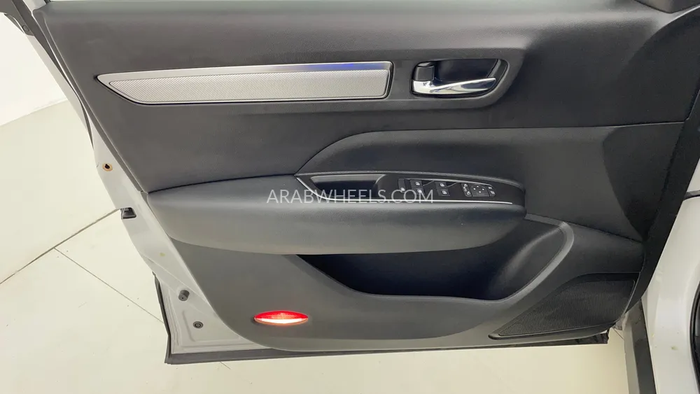 Renault Koleos 2023 for Sale in Dubai Image-19