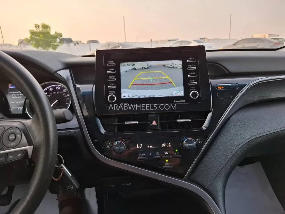 تويوتا كامري 2024 for Sale in عجمان Image-12