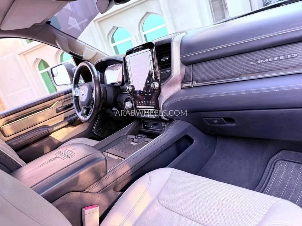 RAM 1500 2019 for Sale in Ajman Image-8