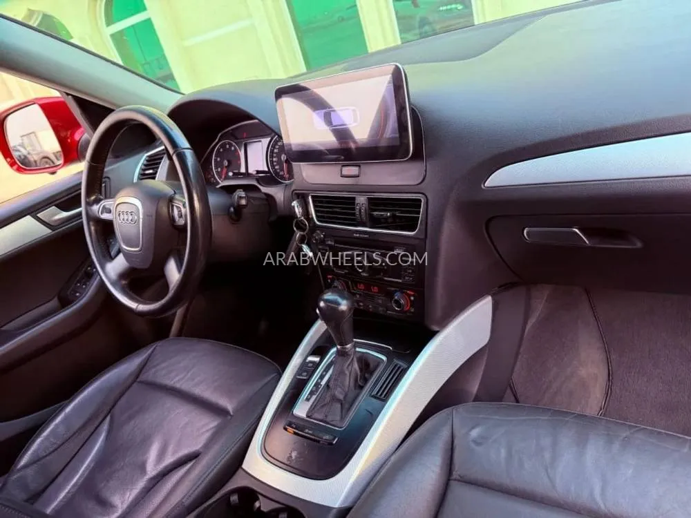 Audi Q5 2012 for Sale in Ajman Image-5