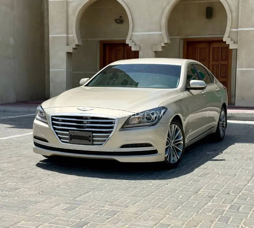 Hyundai Genesis 2015 for Sale in Ajman Image-3
