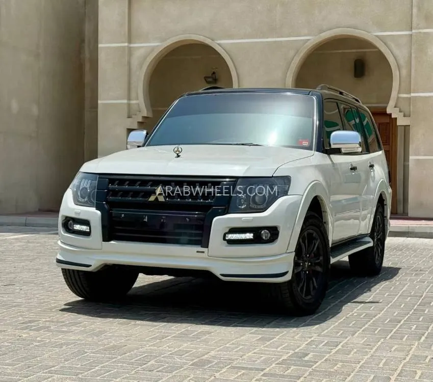 Mitsubishi Pajero 2020 for Sale in Ajman Image-3