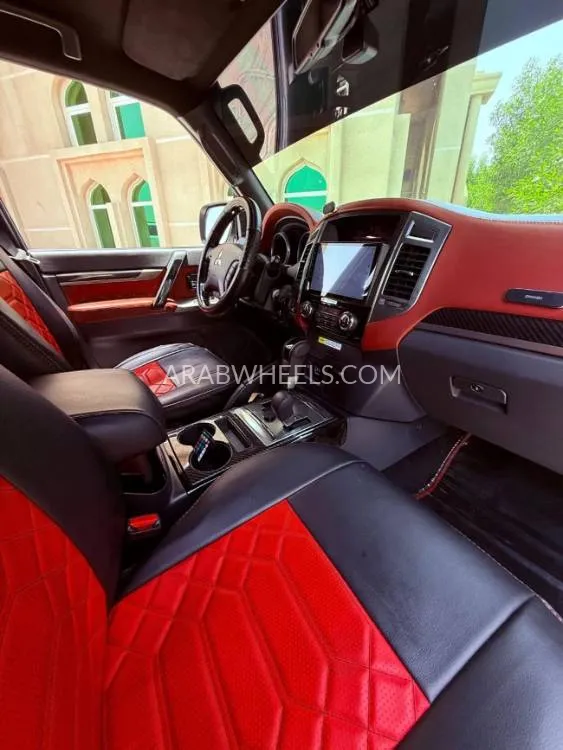 Mitsubishi Pajero 2020 for Sale in Ajman Image-9