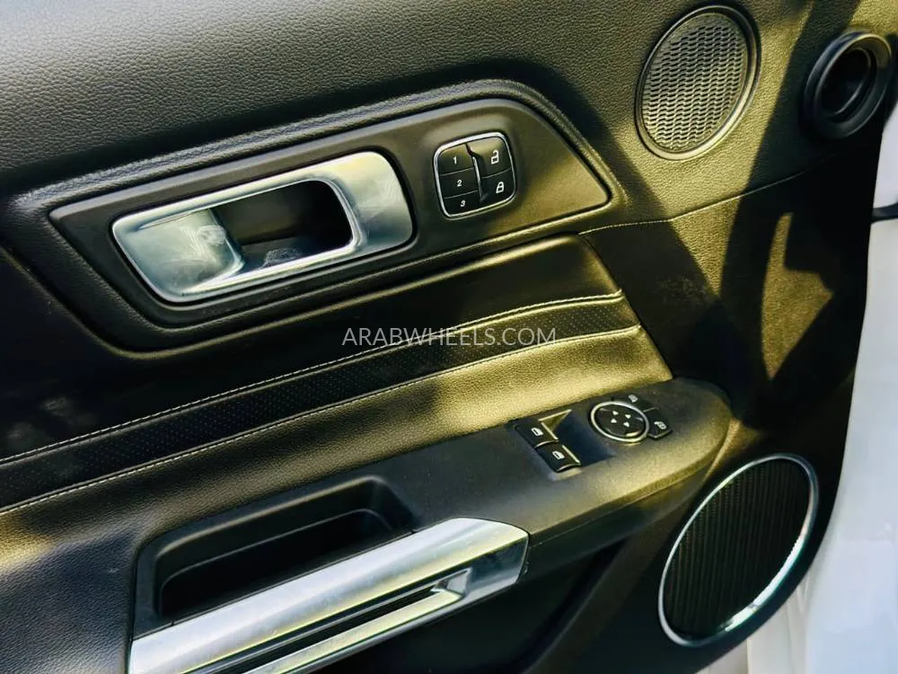 Ford Mustang 2021 for Sale in Sharjah Image-7