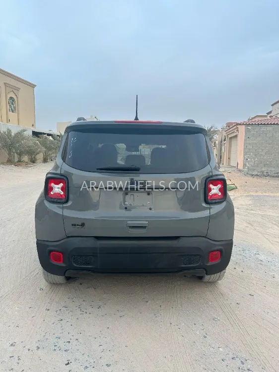 Jeep Renegade 2020 for Sale in Ajman Image-4