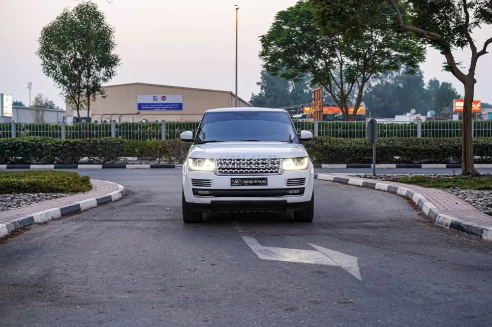 Land Rover Range Rover 2013 for Sale in Dubai Image-2