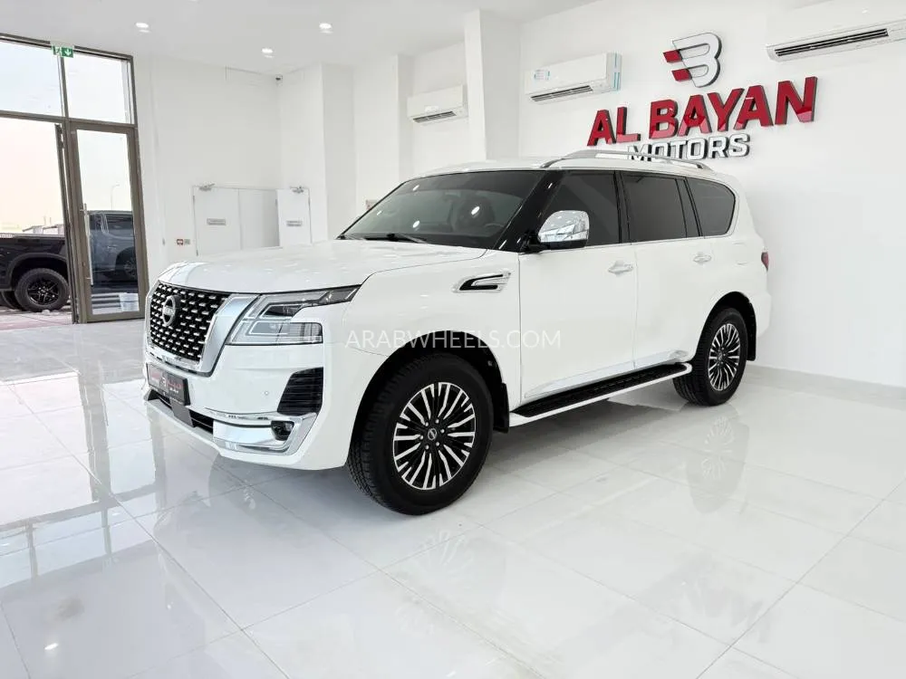 Nissan Patrol 2023 for Sale in Abu Dhabi Image-3