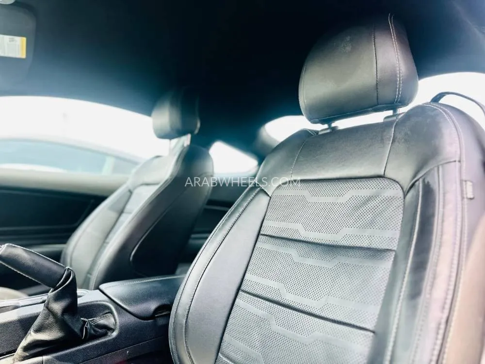 Ford Mustang 2019 for Sale in Sharjah Image-11