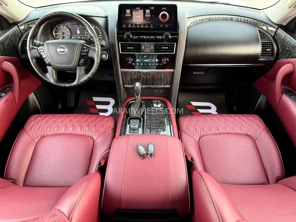 Nissan Patrol 2023 for Sale in Abu Dhabi Image-5