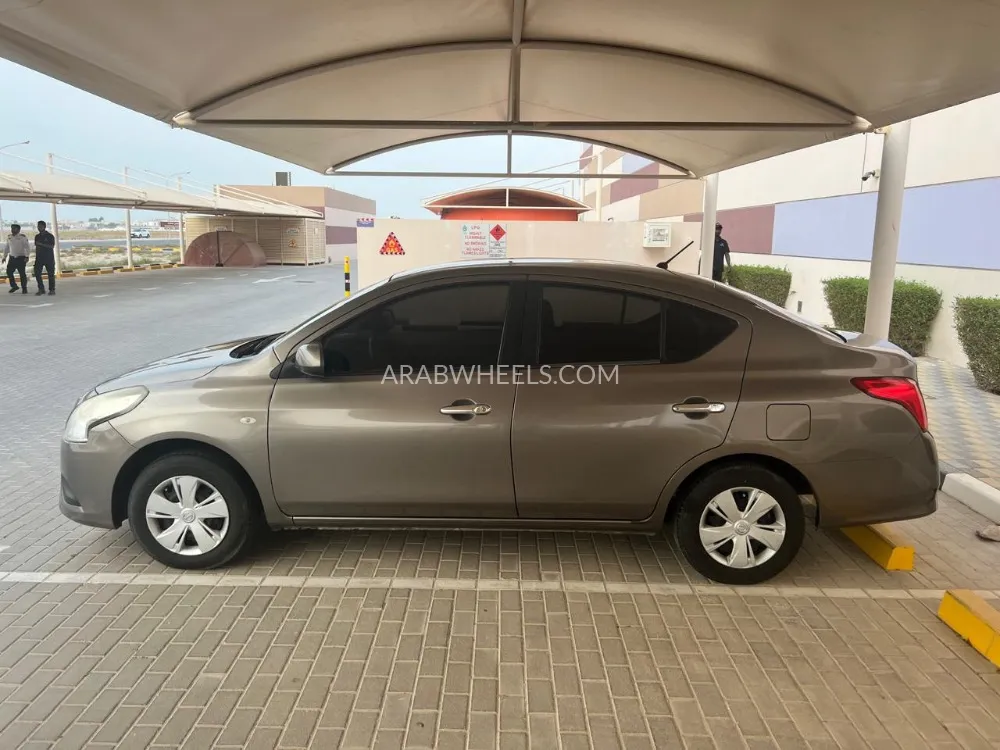 Nissan Sunny 2016 for Sale in Umm Al Quwain Image-6