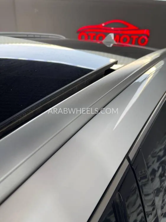 Hyundai Santa Fe 2017 for Sale in Ajman Image-3