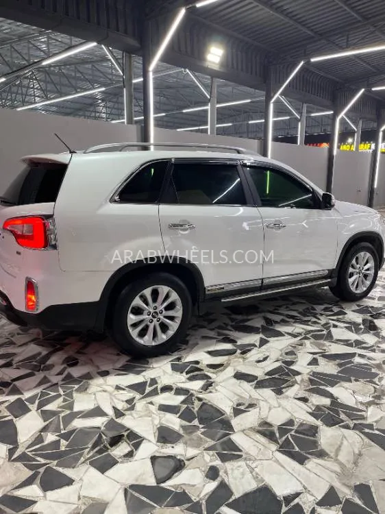 Kia Sorento 2013 for Sale in Ajman Image-13