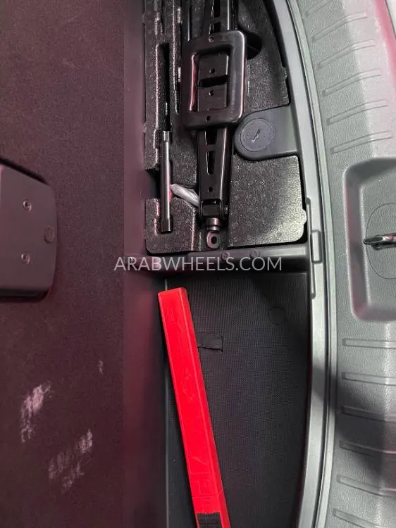 Hyundai Santa Fe 2017 for Sale in Ajman Image-20