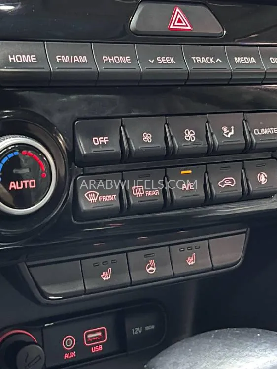 Kia Sportage 2017 for Sale in Ajman Image-11