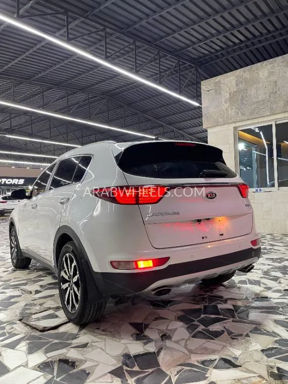 Kia Sportage 2017 for Sale in Ajman Image-13