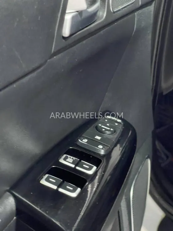 Kia Sportage 2018 for Sale in Ajman Image-6