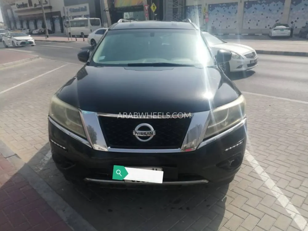Nissan Pathfinder 2015 for Sale in Dubai Image-3