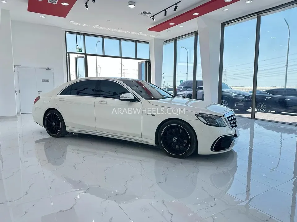 مرسيدس بنز كلاس S 2018 for Sale in أبو ظبي Image-2
