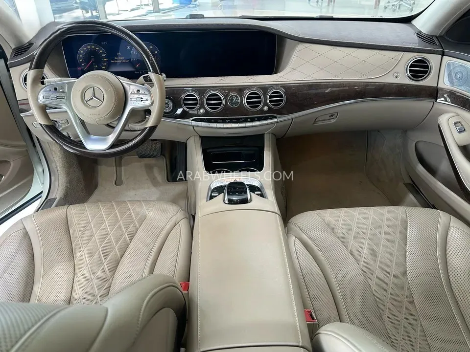 مرسيدس بنز كلاس S 2018 for Sale in أبو ظبي Image-5