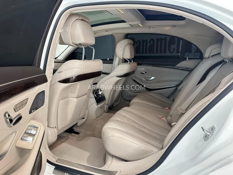 مرسيدس بنز كلاس S 2018 for Sale in أبو ظبي Image-10