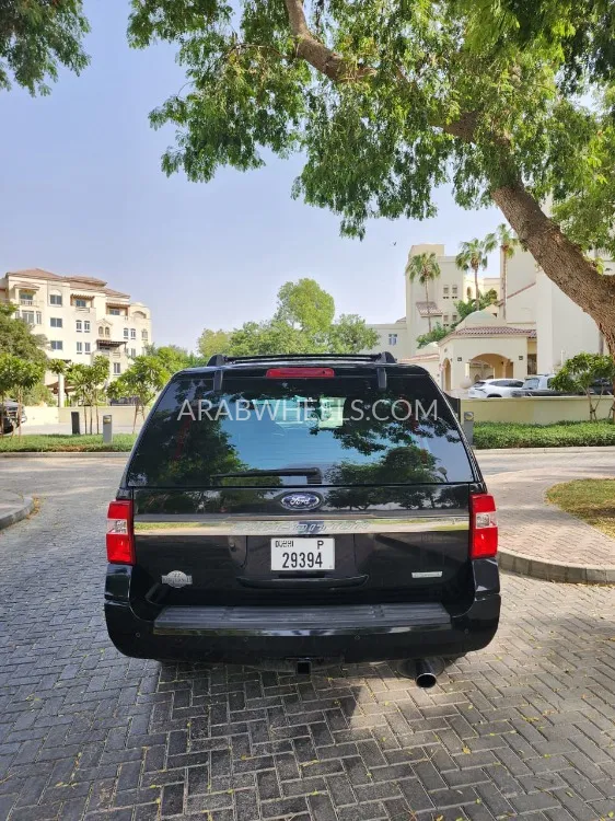 Ford Expedition 2016 for Sale in Dubai Image-3