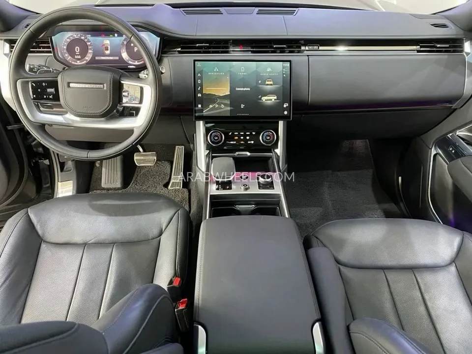 Land Rover Range Rover 2024 for Sale in Dubai Image-5