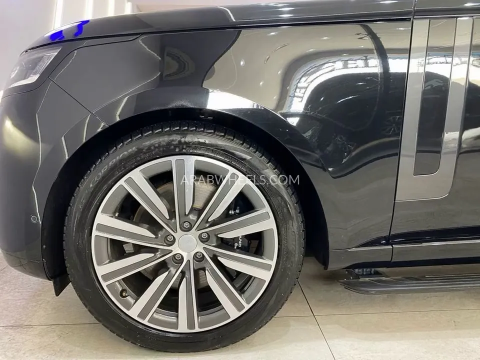 Land Rover Range Rover 2024 for Sale in Dubai Image-12