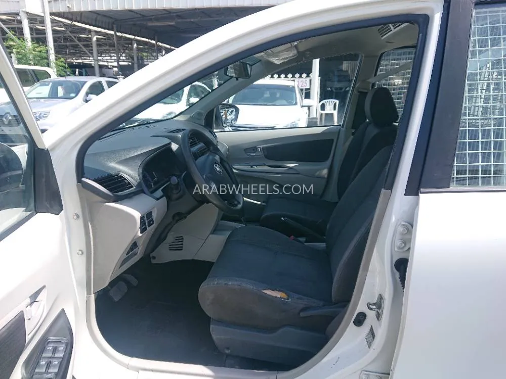 Toyota Avanza 2020 for Sale in Ajman Image-9