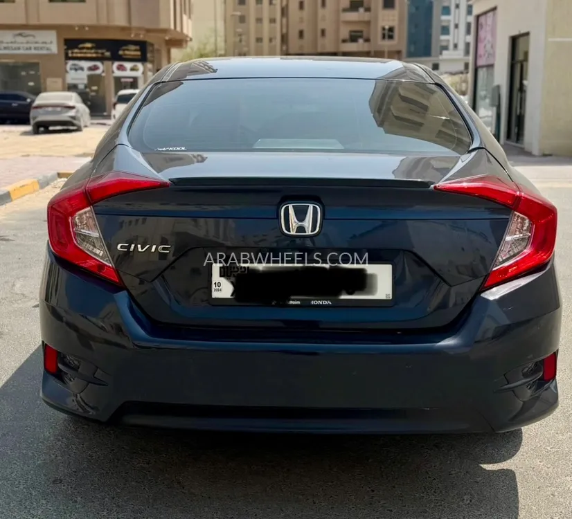 Honda Civic 2021 for Sale in Ajman Image-5
