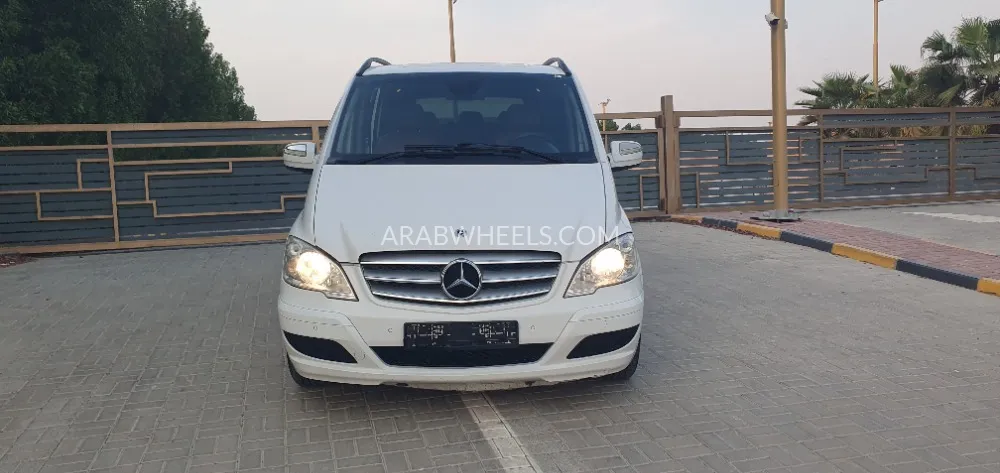 Mercedes Benz V Class 2014 for Sale in Sharjah Image-4