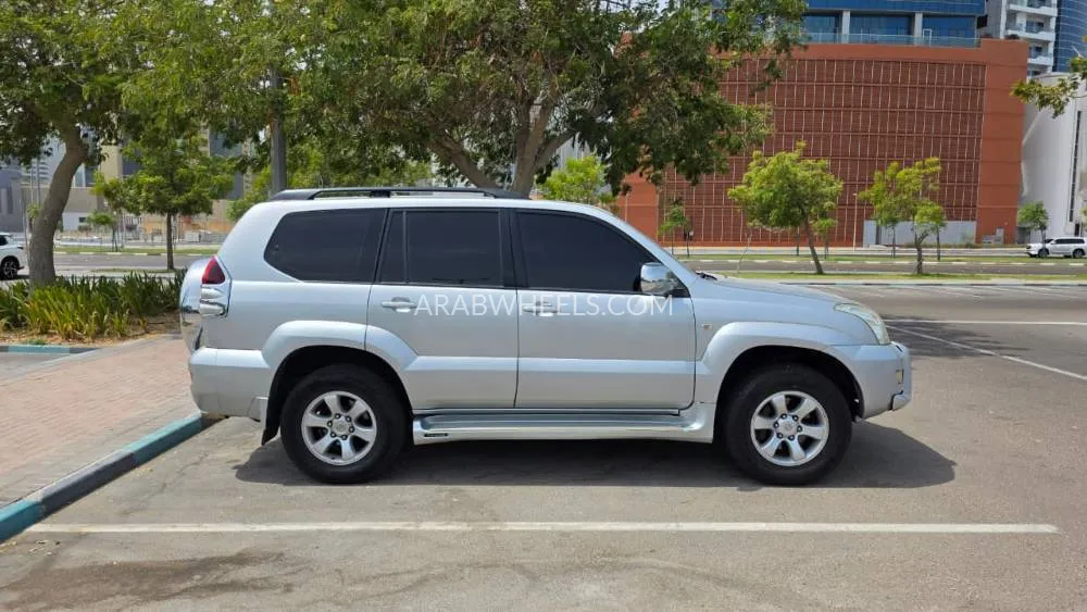 تويوتا لاند كروزر برادو 2009 for Sale in أبو ظبي Image-13