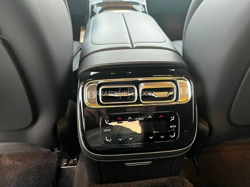 Mercedes Benz S Class 2021 for Sale in Ajman Image-13