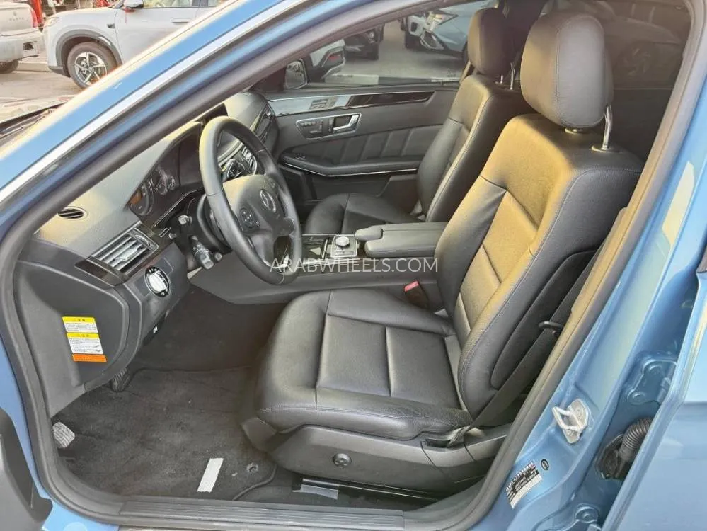 Mercedes Benz E Class 2010 for Sale in Dubai Image-5
